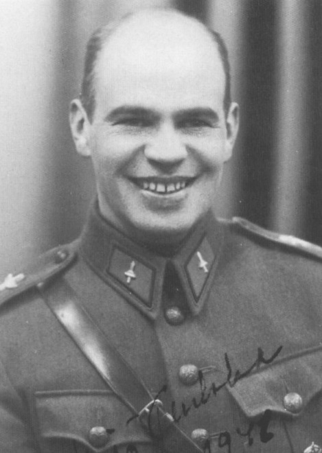 Старшина Юрье Олави Турка (Yrjo Olavi Turkka), всего за две войны 350 б/в. 15 личных и 4 групповых победы