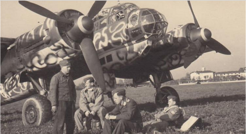 Ю-88A-4 из KG54 на итальянской авиабазе, 1943 год.