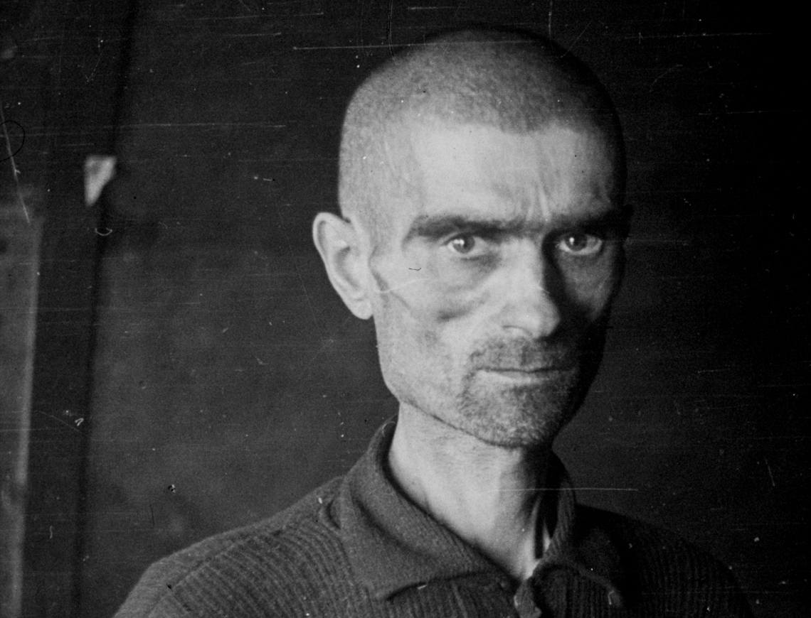 Измождённое лицо советского военнопленного в Норвегии лучше всяких слов говорит о лишениях, выпавших на его долю