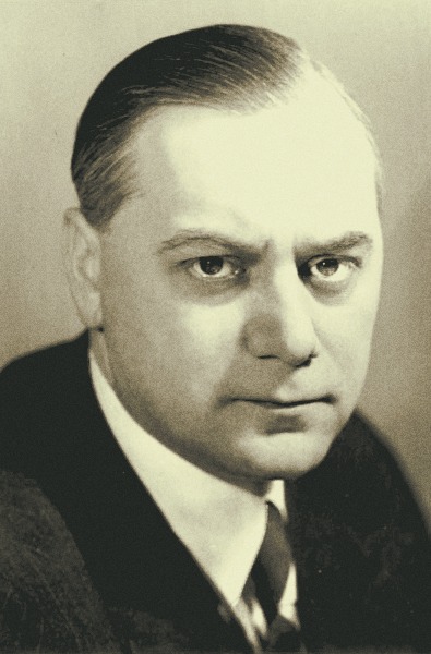 Альфред Эрнст Розенберг (Alfred Ernst Rosenberg) (Источник: Bundesarchiv, Nr.: 146-2005-0168)