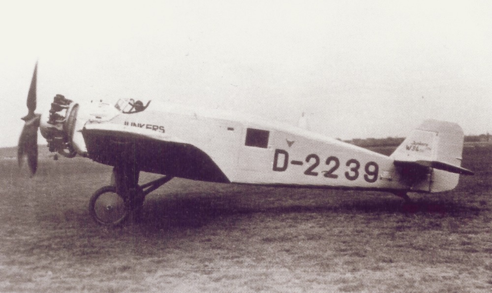 Junkers W34 D-ONAZ.