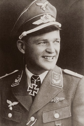 Один из наиболее результативных «экспертов» III./JG 3 обер-лейтенант Э. Бич