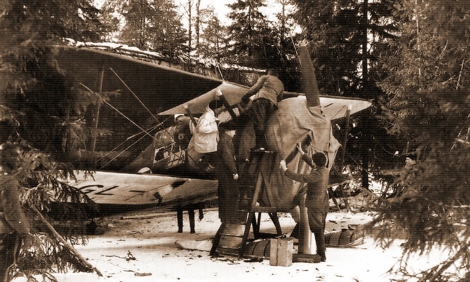 Глостер «Гладиатор» Mk.II (GL-256) из состава 2./LLv 26, на котором 13.02.1940 летал Илмари Йонсуу (K. Keskinen, K. Stenman. «Suomen Ilmavoimat» II, 1941)