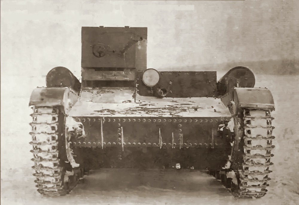 Огнеметный танк БХМ-3 (ХТ-26)