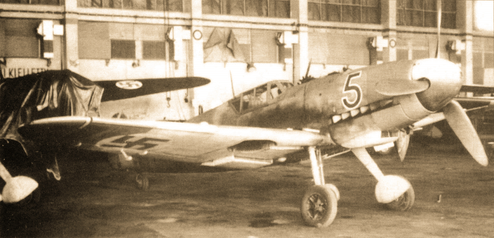МТ-215, на котором капитан Кокко проводил замеры характеристик Bf.109G-2
