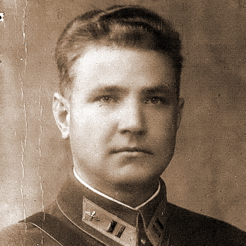 Командир 3-й эскадрильи 99-го СБАП капитан Александр Юрьевич Якобсон — впоследствии полковник, командир 96-го Гв.БАП