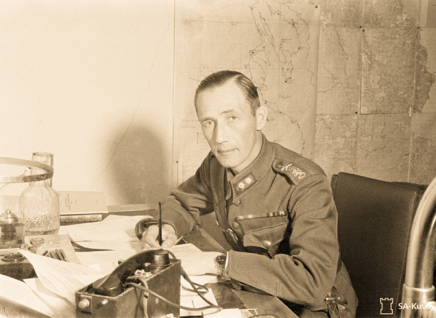 Командующий ПВО Хельсинки подполковник Пекка Йокипалтио (1901-1977)