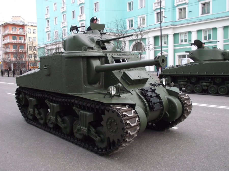 На репетиции парада. Мурманск 7 мая 2019 года.