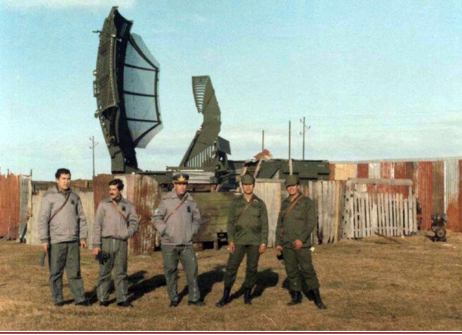 Аргентинская РЛС Вестингхауз AN/TPS-43F в Порт-Стэнли